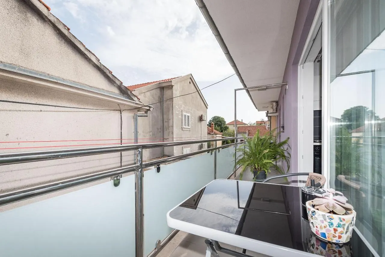 Lavi Apartment Zadar