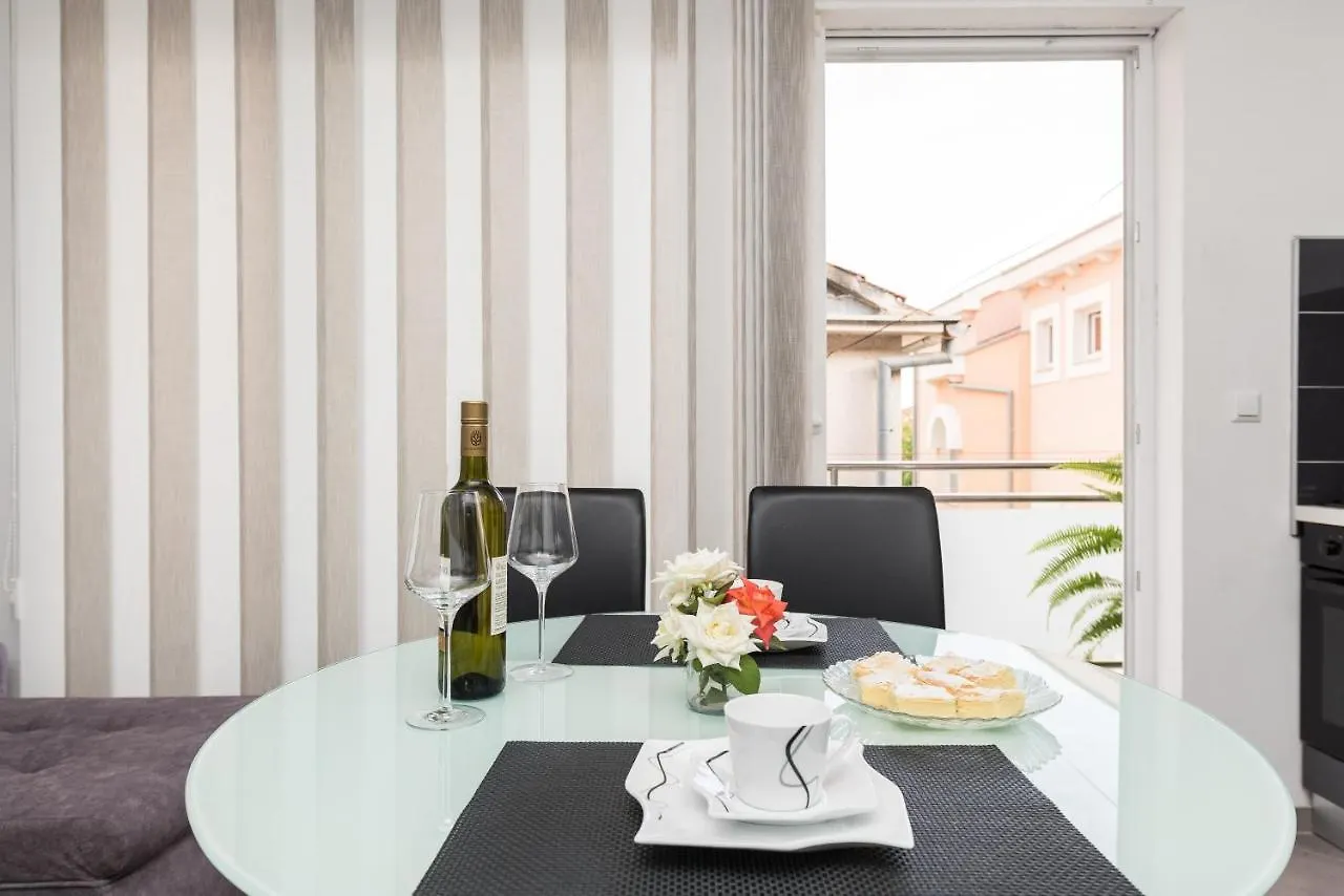 Lavi Apartment Zadar